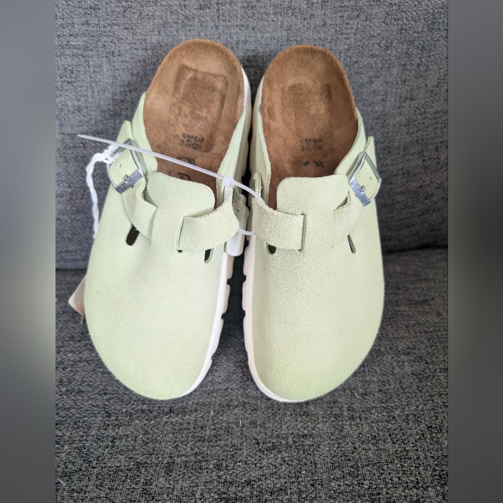 Birkenstock Boston Chunky

Suede Leather - Picture 2 of 11